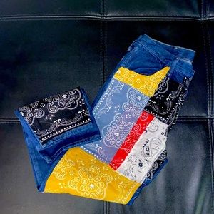 BANDANNA THEMED JEANS